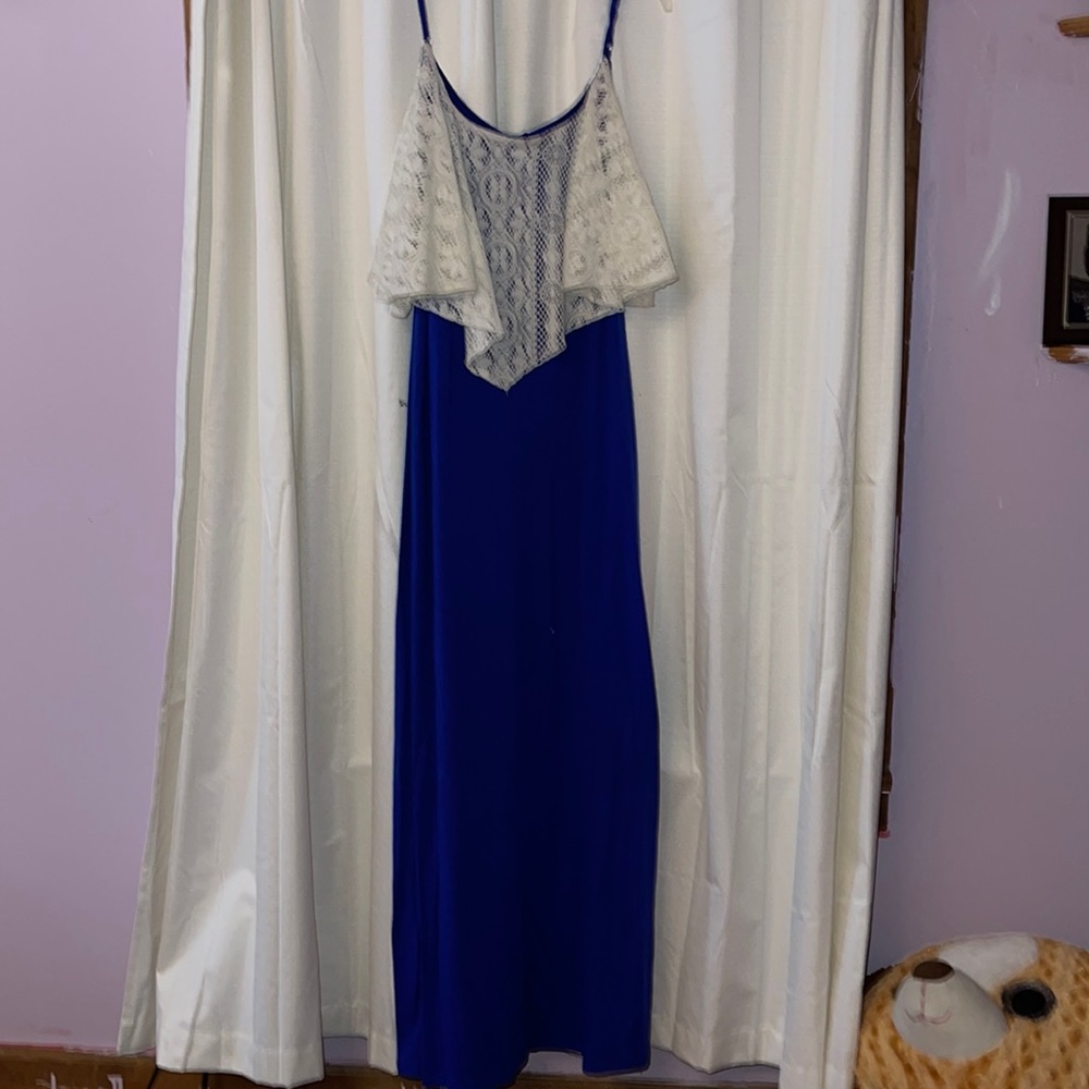 Worn a couple times absolutely love it very pretty but no use for it